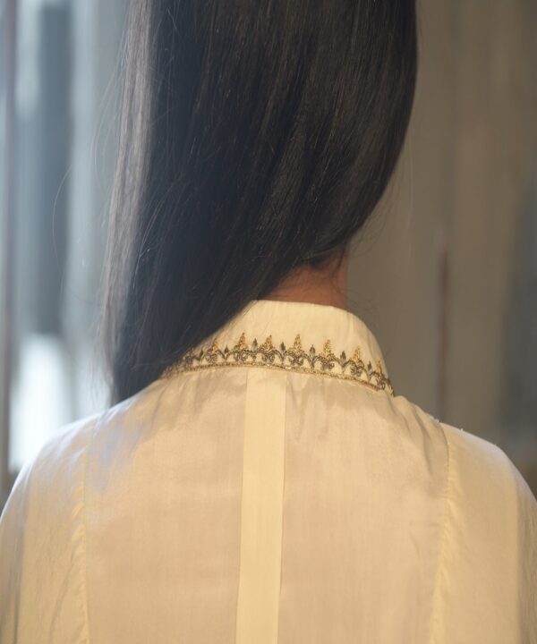 MAGICAL EMBROIDERED KIMONO BLOUSE - Image 2