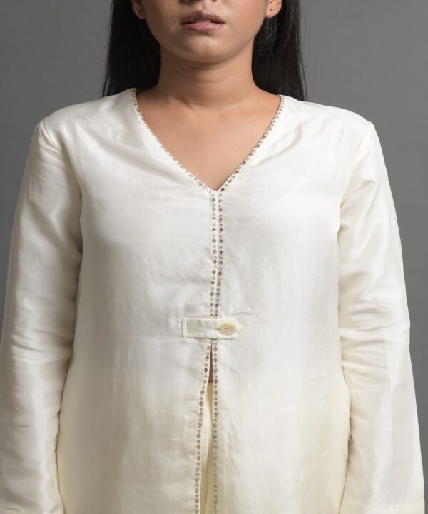 CARPE DIEM V-NECK SHIRT - Image 2