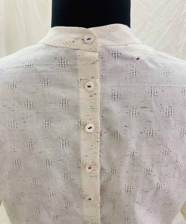 BACK BUTTONED TOP - Image 3