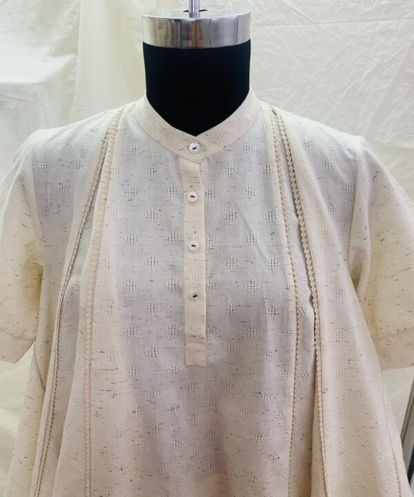PANEL TOP WITH SLEEVE