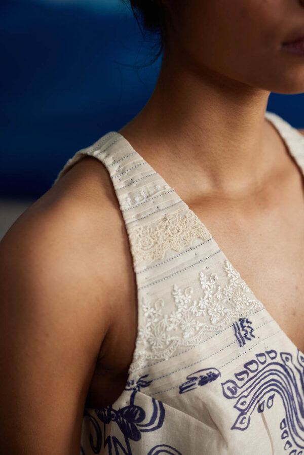 Salvia V-Neck Top